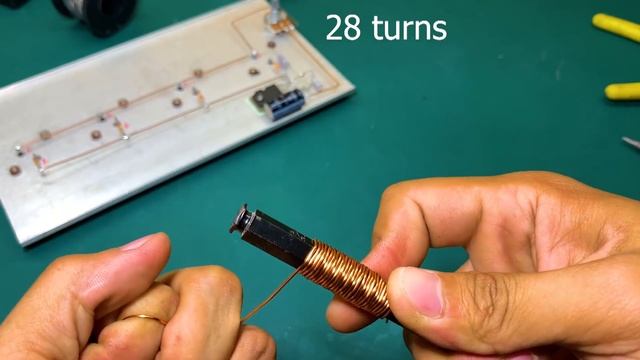 DIY Powerful Ultra Bass Amplifier 4 Iron Transistor 2N3055 , No IC , Simple circuit смотреть онлайн