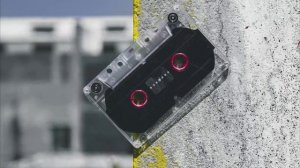 музыка Армейские песни - В руках автомат... (из фильма «Мы из будущего»).