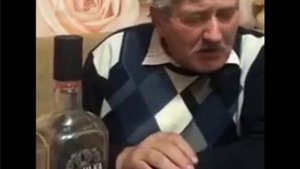 Всех кто пьёт и выпивает . Классный стишок