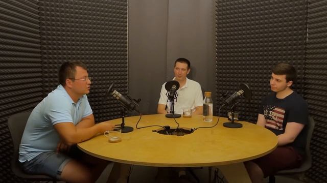 Шариками разорил конкурента - Бизнес на кофе |  Александр Рожков | Бизнес подкаст №23
