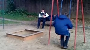 Солнышко на качелях