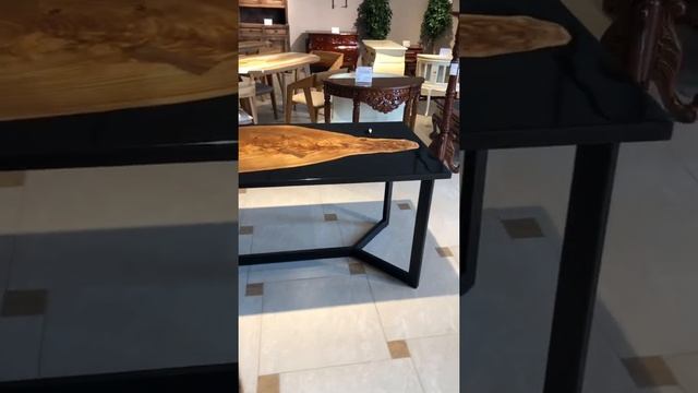 Стол с эпоксидной смолой в стиле Лофт. Custom Mebel / A table with epoxy resin in the Loft style.