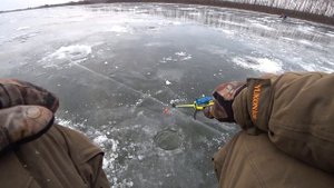 Ловля ЛЕЩА зимой на мормышку! Зимняя рыбалка 2020-2021 ! Рыбалка на Оке!