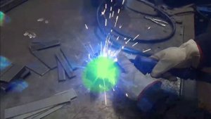 DEKAPOWER XTRAMIG 200. Мощно и недорого! Сварка полуавтоматом в гараже!