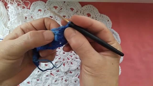 Красивый двухсторонний, многоцветный узор крючком для любого изделия.
