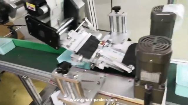 Автоматическая косметическая хлопчатобумажная пластиковая коробка верхняя плоская машина