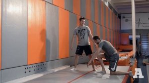 Как научиться делать стойку на руках?