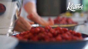 ТОРТ "КОРЗИНОЧКА" с ягодами и кремом, который едят ложками