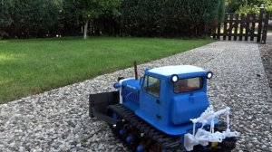 Радиоуправляемая модель. Трактор ДТ-75М "Казахстан" Производился в г. Павлодар на ПТЗ