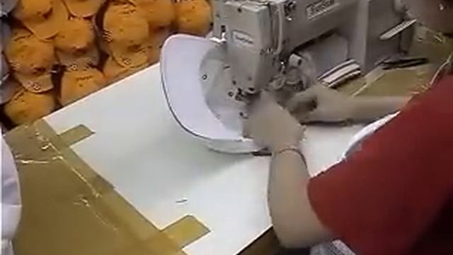 Спецоборудование для пошива бейсболки Doory.mpg смотреть онлайн