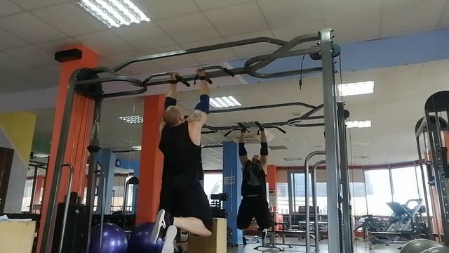 14 Подтягивания нейтральным смотреть онлайн