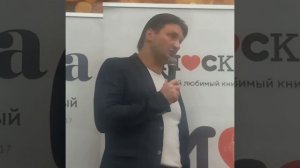 Эдгард Запашный: про обезьян, как попал в цирк и почему у него висел портрет Ленина