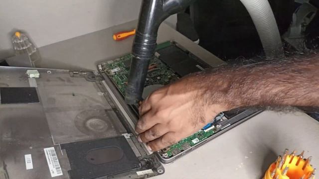 Asus ZenBook UX310UQ Ram upgrade to 16GB смотреть онлайн