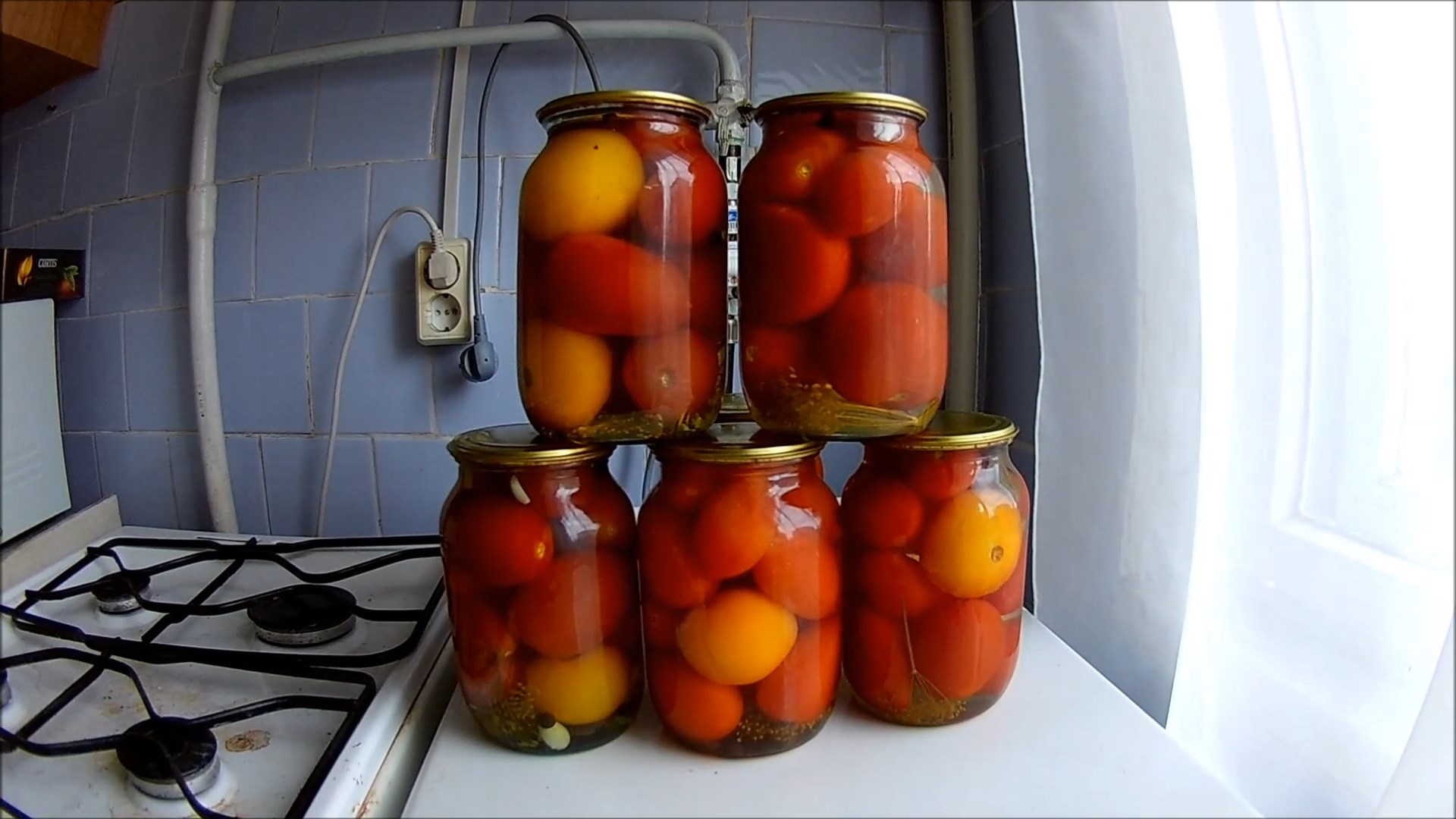 Маринованные помидоры в автоклаве (Будни охотника и рыбака)