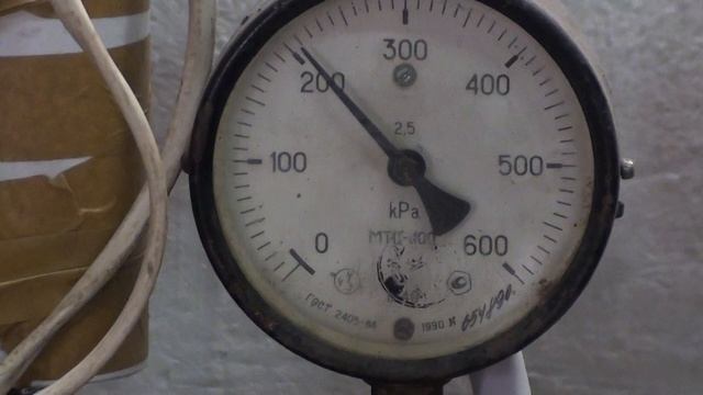 пуск запуск компрессора от 1 фазной сети с двигателем 5.5 кВт с конденсаторами смотреть онлайн