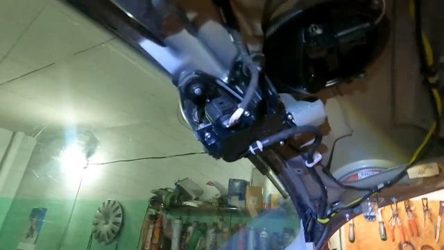 VW Golf 5 неисправна кнопка открытия открытия багажника, задний дворник, парктроник. смотреть онлайн