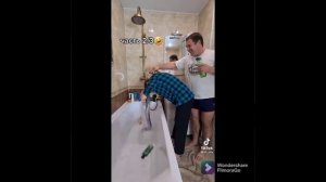 Пранк с шампунем из Тик-Тока (3 Части). - Funny Moment - Tik-Tok - Shampoo. #funnymoment #tiktok