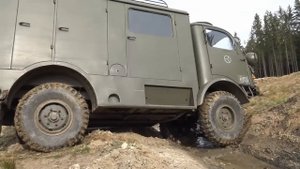 Tatra 805 - Výjezd na jaře ( Dobývání Vodňaských Sv. Hor )