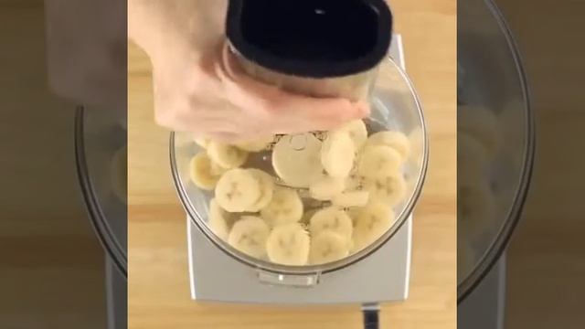 •Банановое мороженое||Готовим в домашних условиях• смотреть онлайн