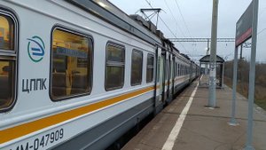 Электропоезд ЭД4М-0479 "Физтех-Электричка" платформа Орудьево 3.11.2022