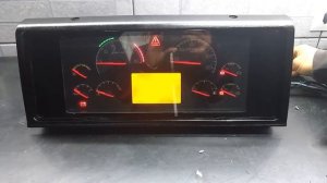 VOLVO D12A COM O PAINEL DE INSTRUMENTO DO D12D