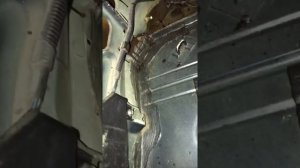 Затекает вода в багажнике Skoda Octavia tour 2