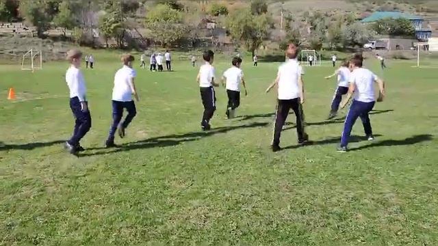 "Школьная футбольная лига". Соревнования школьного этапа среди 2-4 классов. смотреть онлайн