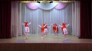 народный танец Гусачок Детская образцовая хореографическая студия "Карусель"  Глазов