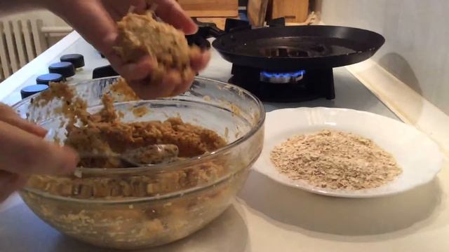 Капустные котлеты с орехами