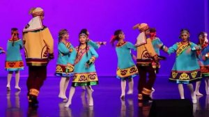 Nanai folk dance .  Kalinka Russian folk dance/Нанайский танец. Калинка