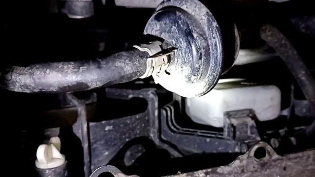 Замена фильтров вариатора Хонда фрид спайк гибрид... ч. 2. смотреть онлайн