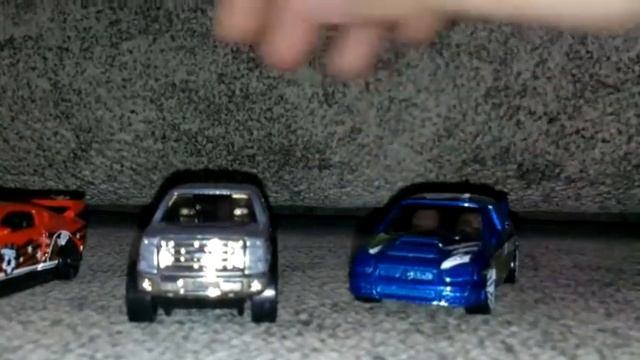 Распаковка трех Машинок хот вилс смотреть онлайн