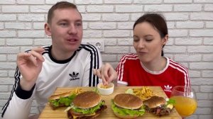 МУКБАНГ БУРГЕРЫ С ГОВЯДИНОЙ ФАСТФУД РЕЦЕПТ гамбургер готовим сами ответы на вопросы MUKBANG BURGERS