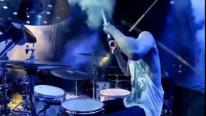 Travis Barker Anthem - blink-182 (drum cam)