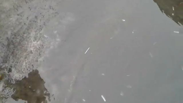 1 влог на улице!!! Пускаю кораблики (и спички) смотреть онлайн