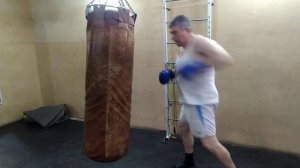 тренировка на груше 60 кг, отработка удара,