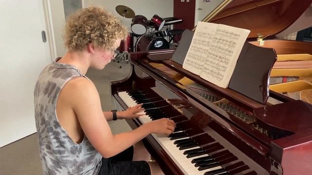 Chopin - Mazurka, Op 7, no 2. in A minor смотреть онлайн