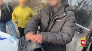 В Симферополе задержали закладчика с крупной партией мефедрона