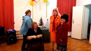 Бабушка, я замуж выхожу