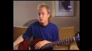 Ангус Янг Из AC /DC. Интервью. О концертах ,О Гитаре . (Русская Озвучка).