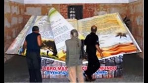 Самая большая и долгая книга в мире!!!!