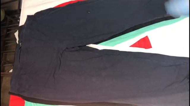 21001 Спорт штаны хб 1 сорт Германия. Цена: 3 евро смотреть онлайн