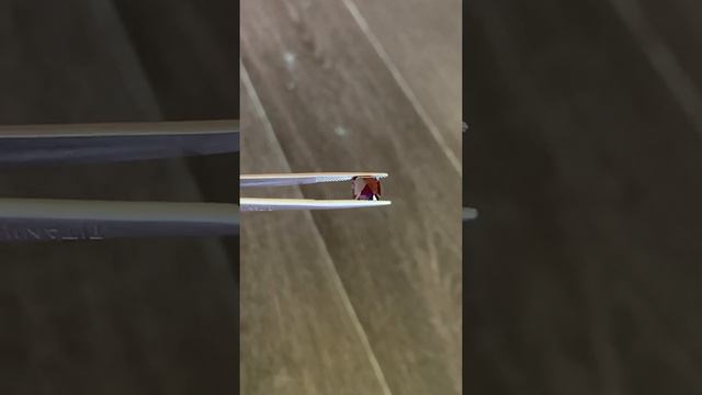 Натуральная шпинель 2,45 карат смотреть онлайн