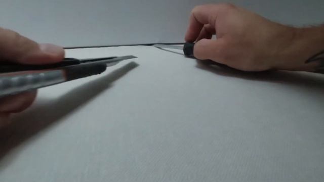 Как снять натяжной потолок, с помощью ножа и отвертки смотреть онлайн