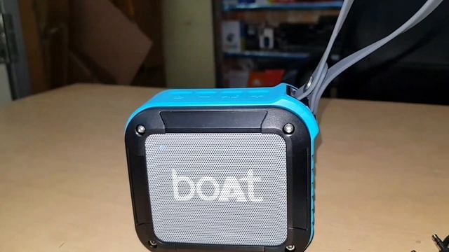 Boat Stone 200 UNBOXING/REVIEW (WATERPROOF,10 HOURS PLAY TIME)BEST BLUETOOTH SPEAKER UNDER 1000rs смотреть онлайн