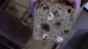 Швейцарский крестьянский хлеб ( на изюмной воде)