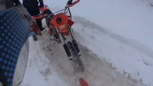 Выходной выезд на мотоциклах/Avantis  250 /Racer  200 XZT/ Honda crf 250 x. Падения и поломки )