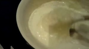 Шарлотка с манкой и яблоками