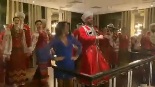 Тем временем в московских гостиных, симона и кизяки смотреть онлайн