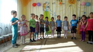 Песня "Веселый колокольчик" - Кикта В. / Татаринов В.